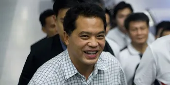 Thai singer indicted for royal defamation