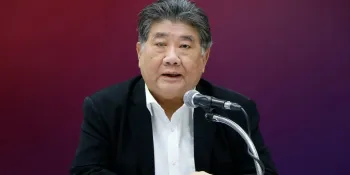 Acting PM Phumtham seeks royal endorsement for House dissolution